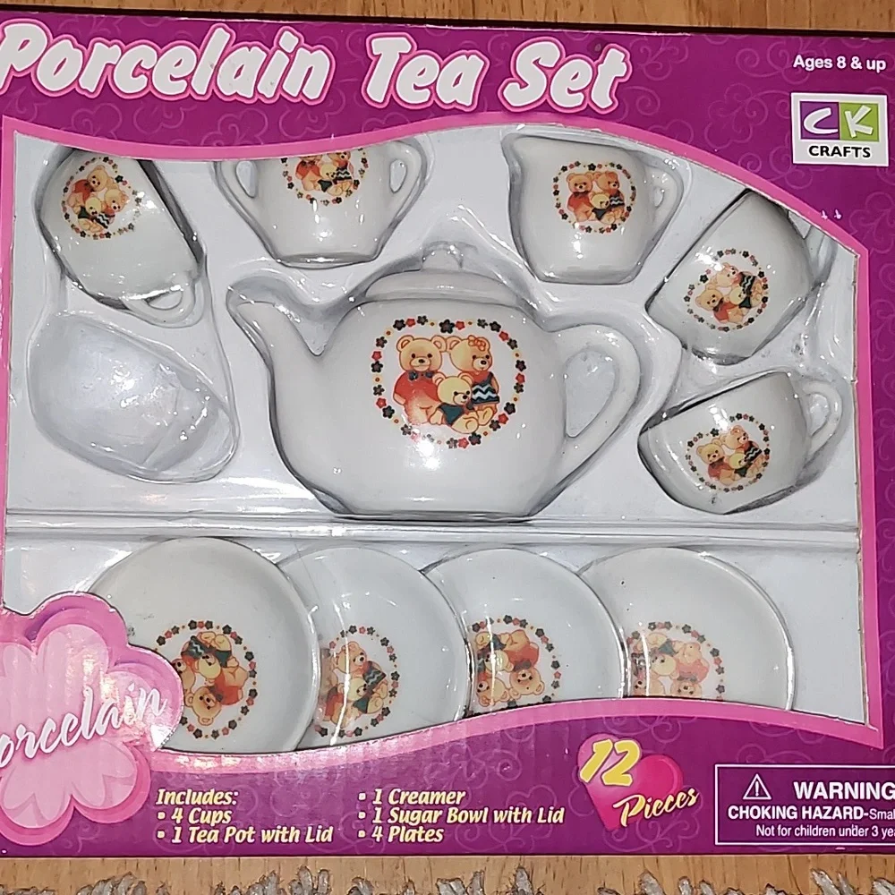 Porcelain Tea Set with Bear Design - Picture 1 of 3